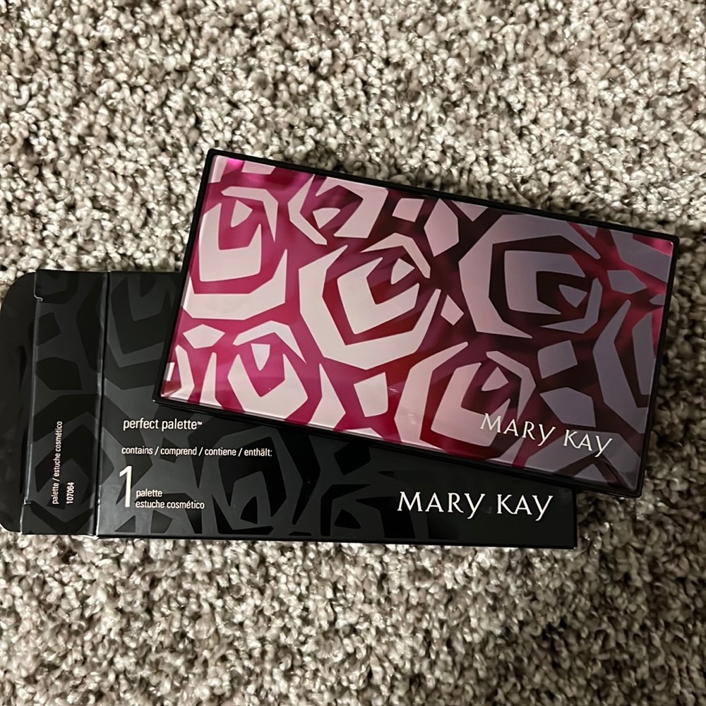 Mary Kay Makeup Palette